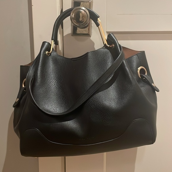 Sondra Roberts Square Leather bag - Picture 2 of 4